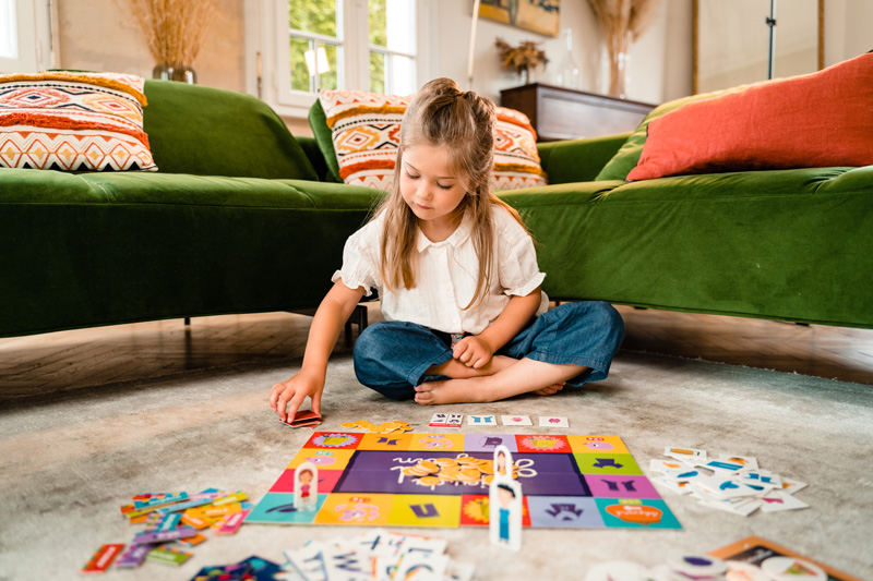 jeux éducatifs, LA PETITE ÉCOLE