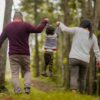 Photo de Caleb Oquendo-homme-et-femme-portant-enfant-en-bas-age